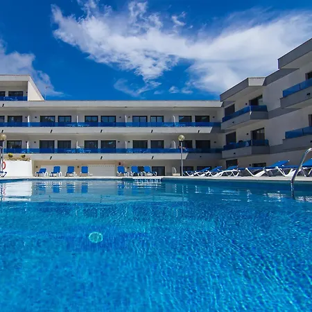 아파트호텔 Rvapartaments Treumal Park 3*