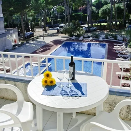 Rvapartaments Treumal Park Apart Otel